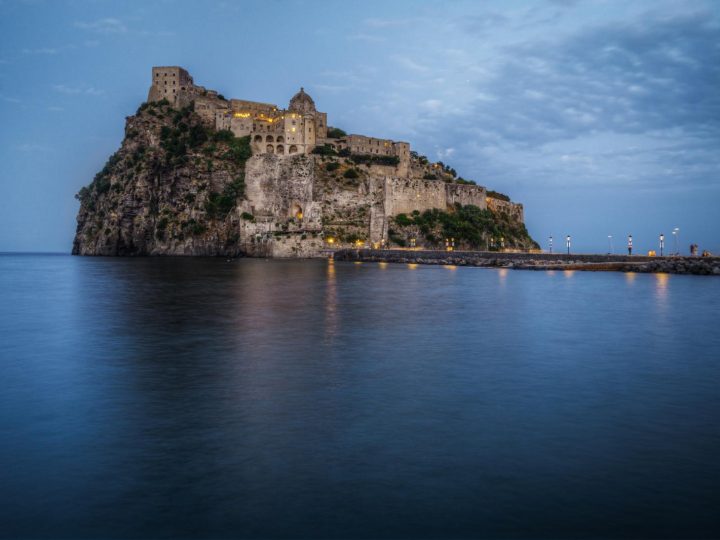 Esplora Napoli: 4 Giorni di Meraviglie, Cultura e Sapori!