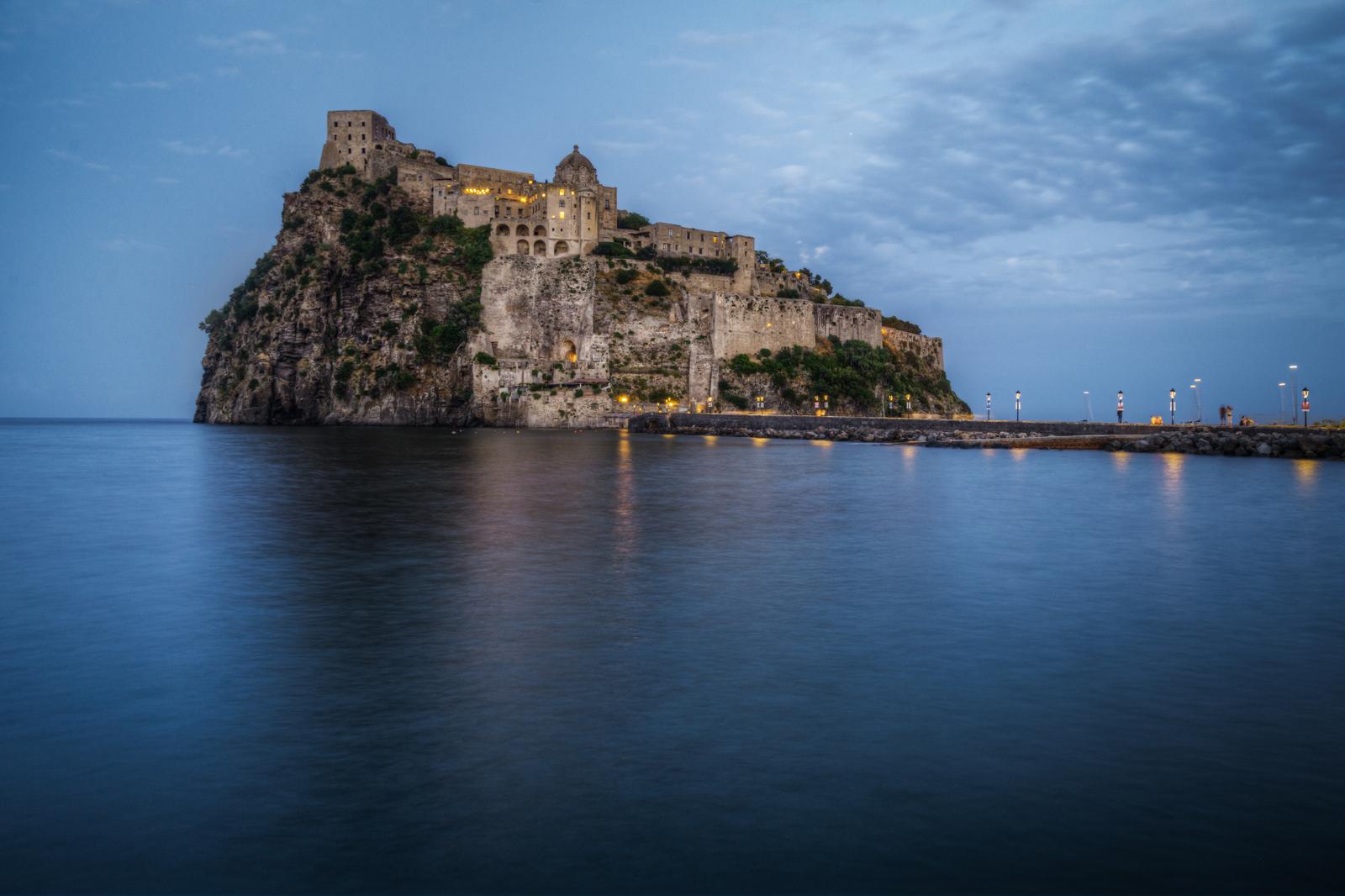 Esplora Napoli: 4 Giorni di Meraviglie, Cultura e Sapori!
